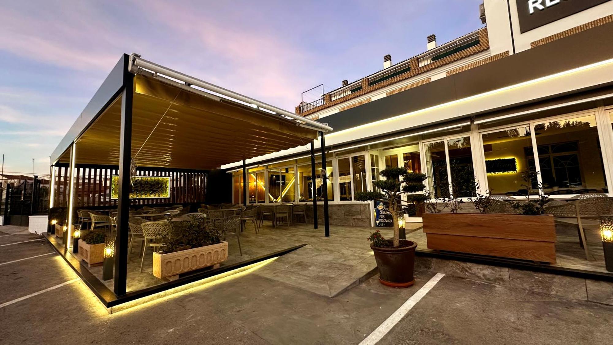 Hostal Restaurante El Cary Montemayor Ngoại thất bức ảnh